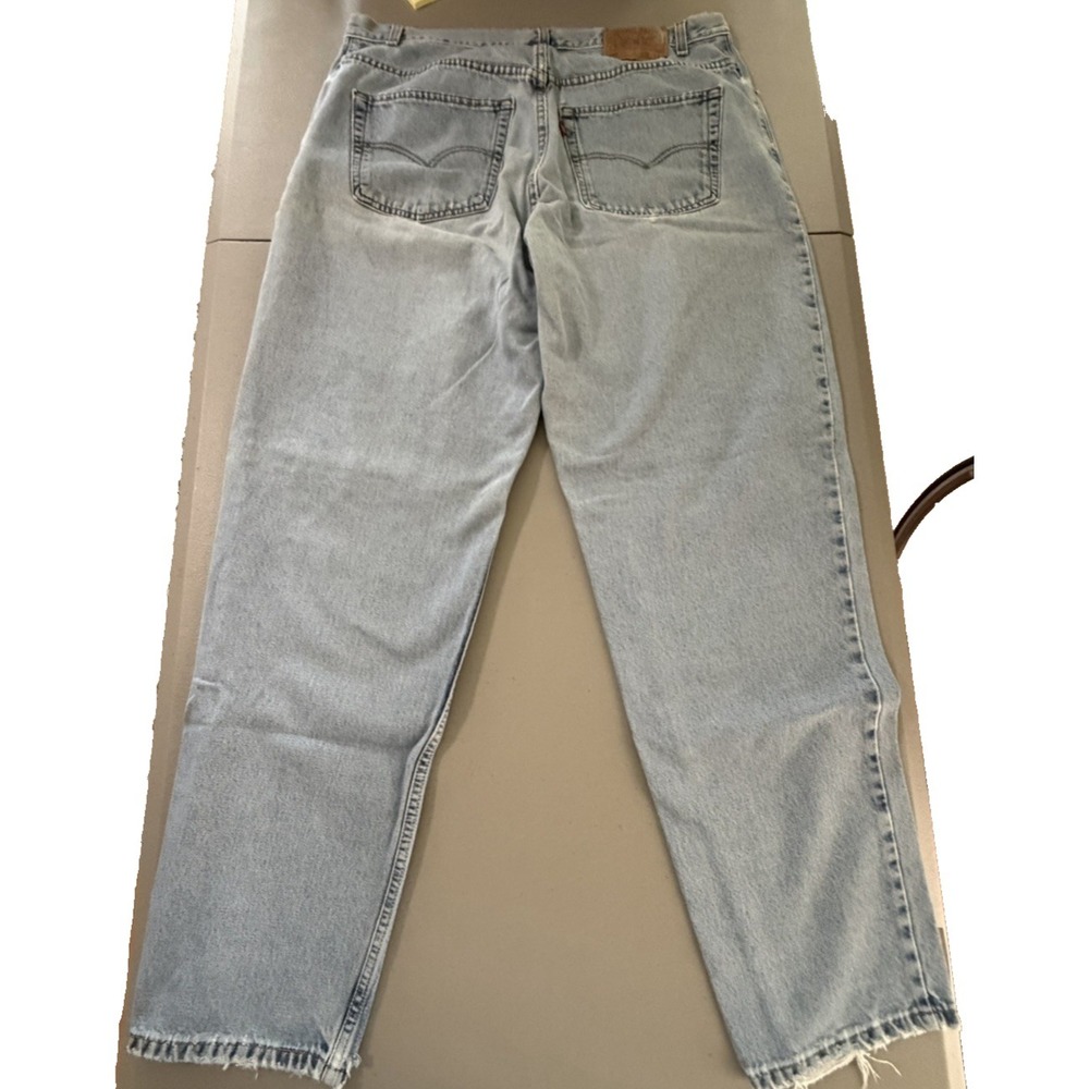 Levi's Men's 560 Loose Fit Tapered Leg Jeans Light Wash Denim W38/L34 - Picture 2 of 8